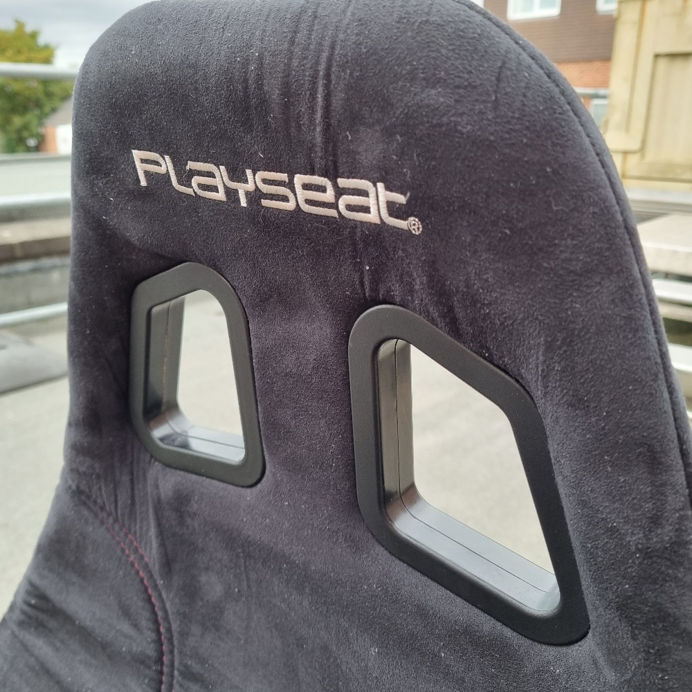 Pre-owned Playseat PLAYSEAT CHALLENGE | FOLDABLE RACING CHAIR BUY WITH ...